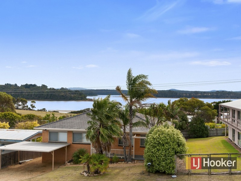 28 Outlook Drive, Lake Tyers Beach VIC 3909