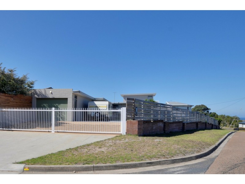 18 Grandview Road, Lakes Entrance VIC 3909