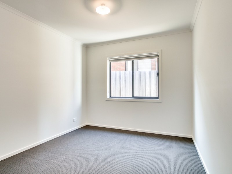 11 Ewing Court, Lakes Entrance VIC 3909