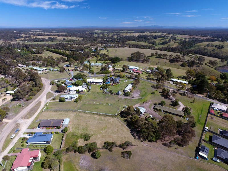 65 Lake Bunga Beach Road, Lake Bunga VIC 3909