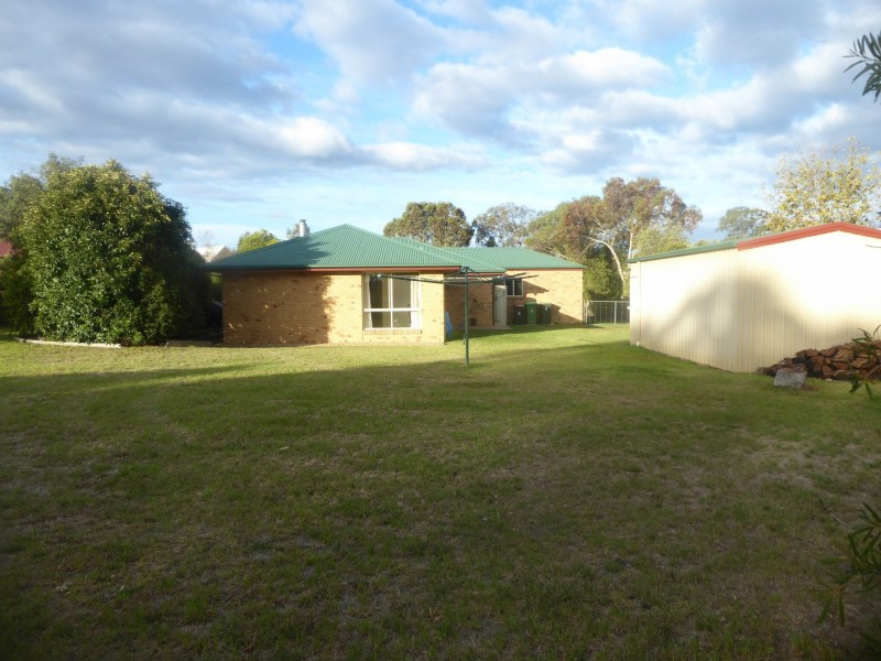 9 Tamhaven Drive, Swan Reach VIC 3903