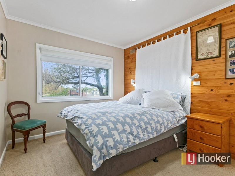 10 Macrae Court, Lakes Entrance VIC 3909