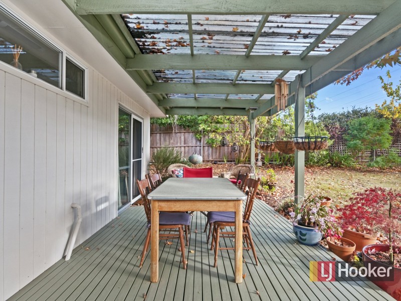 10 Macrae Court, Lakes Entrance VIC 3909