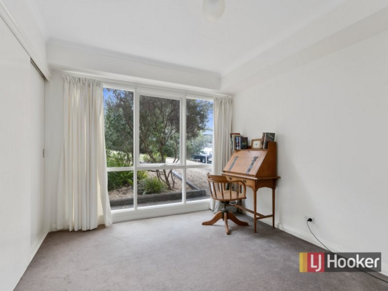 23 McRae Street, Lakes Entrance VIC 3909