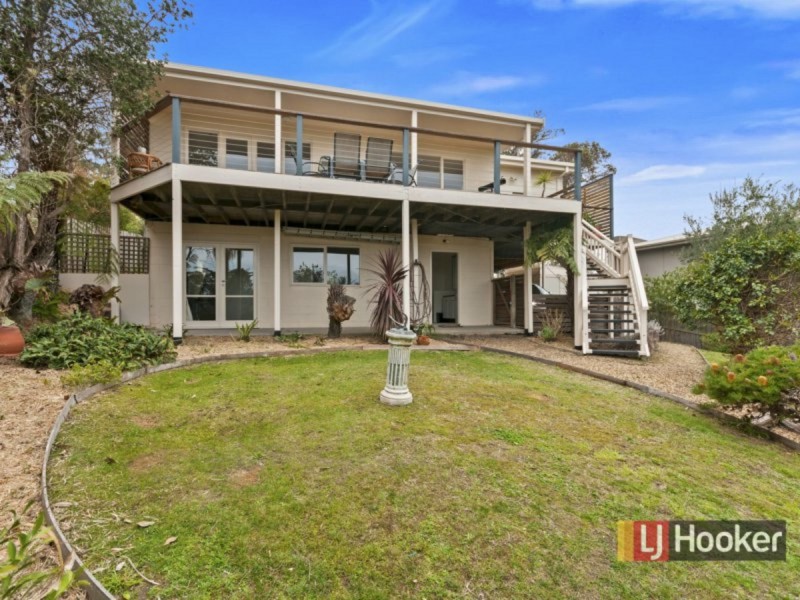 23 McRae Street, Lakes Entrance VIC 3909