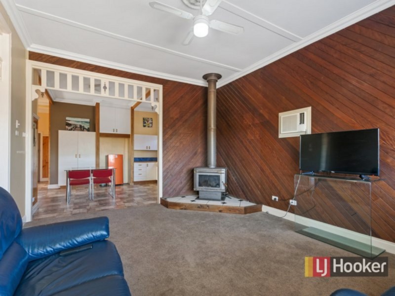 24 Panoramic Drive, Lakes Entrance VIC 3909