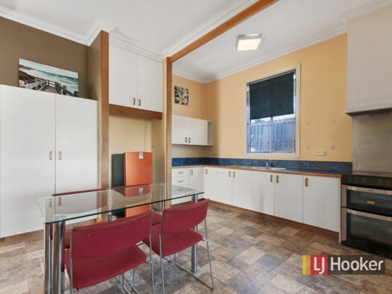 24 Panoramic Drive, Lakes Entrance VIC 3909