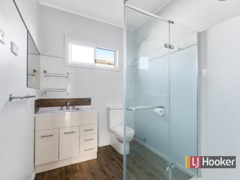 24 Panoramic Drive, Lakes Entrance VIC 3909