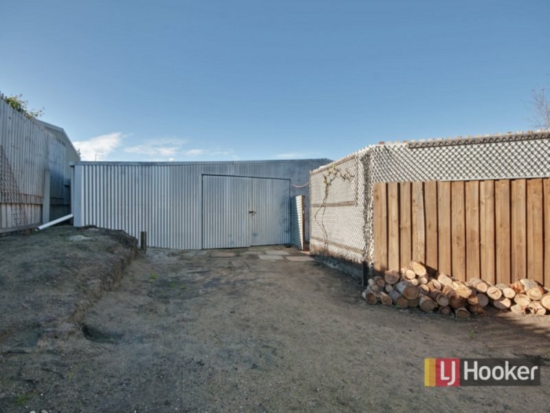 24 Panoramic Drive, Lakes Entrance VIC 3909