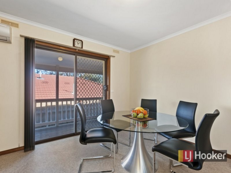 2 New Street, Lakes Entrance VIC 3909
