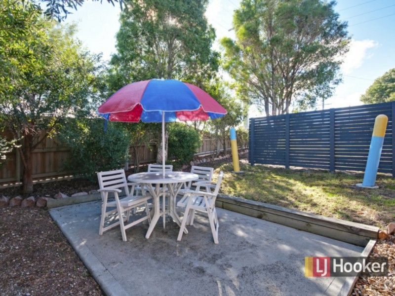 2 New Street, Lakes Entrance VIC 3909