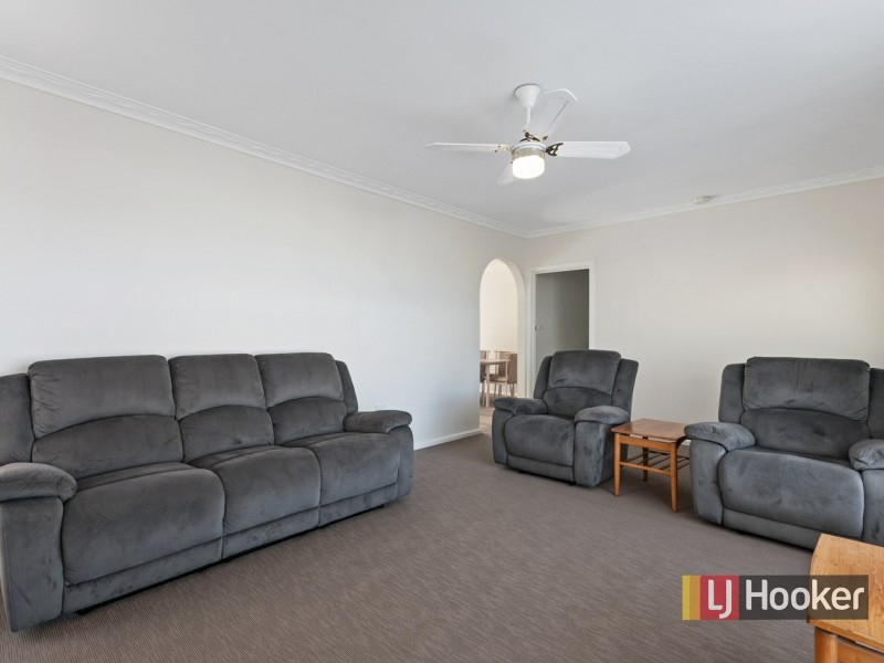 6 Macrae Court, Lakes Entrance VIC 3909