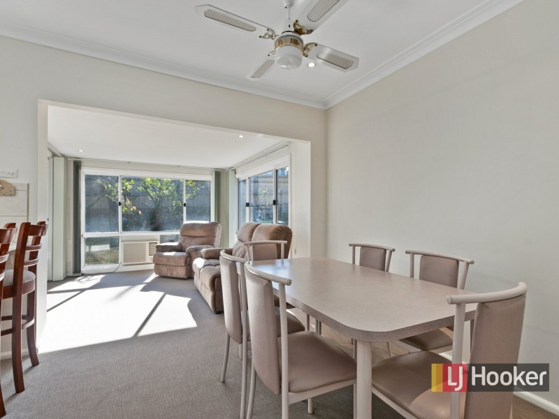 6 Macrae Court, Lakes Entrance VIC 3909