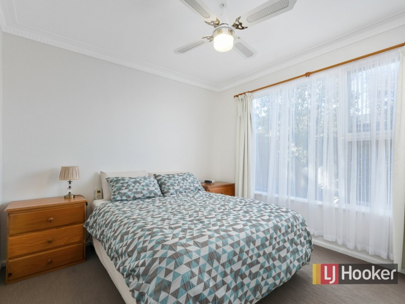 6 Macrae Court, Lakes Entrance VIC 3909