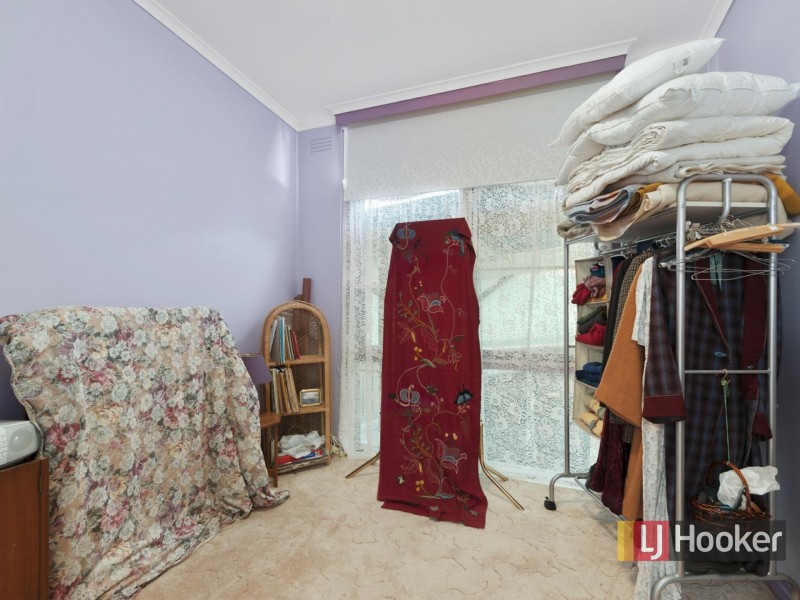16 Robin Street, Lakes Entrance VIC 3909