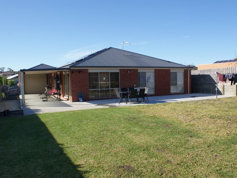 96 Stirling Drive, Lakes Entrance VIC 3909