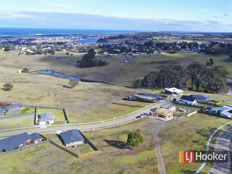 20 Riviera Court, Lakes Entrance VIC 3909