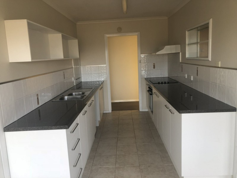 13 O’Neills Road, Lakes Entrance VIC 3909