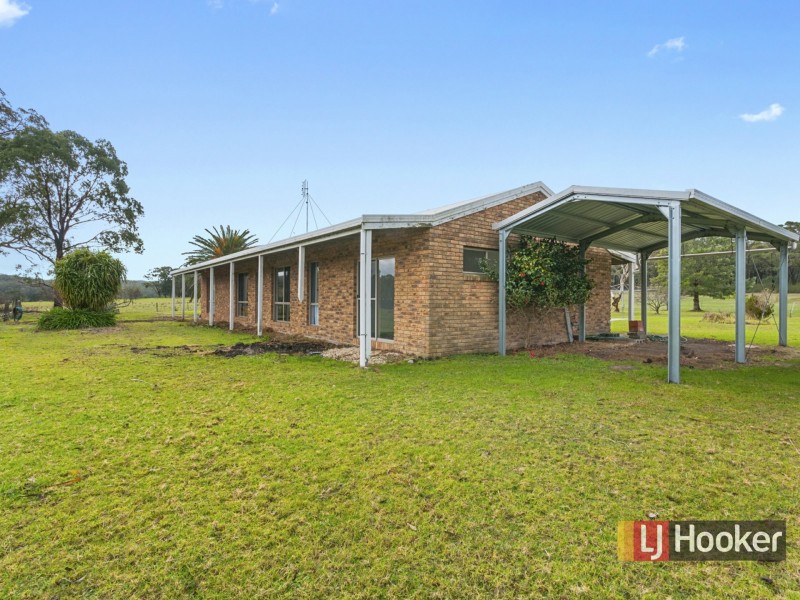 24 Thoms Road, Wairewa VIC 3887
