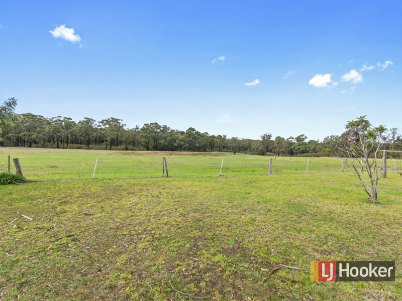 24 Thoms Road, Wairewa VIC 3887