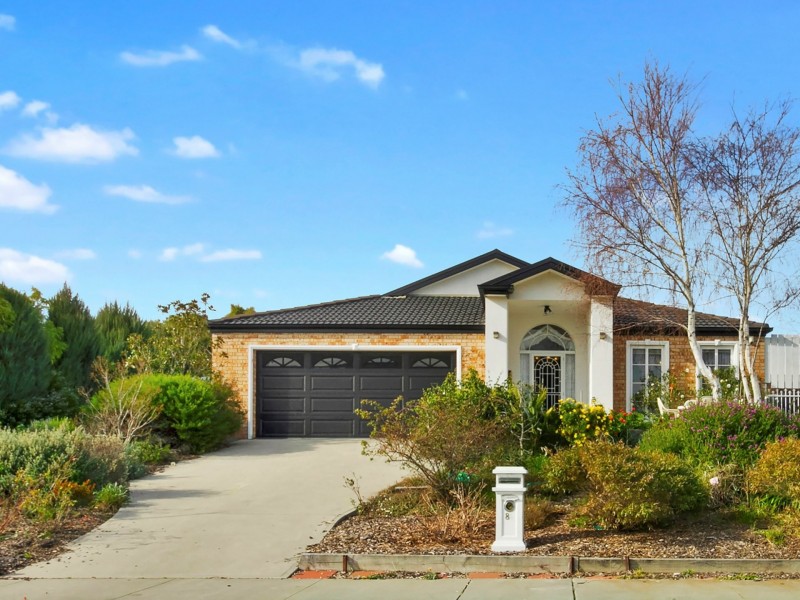 84 Stirling, Lakes Entrance VIC 3909