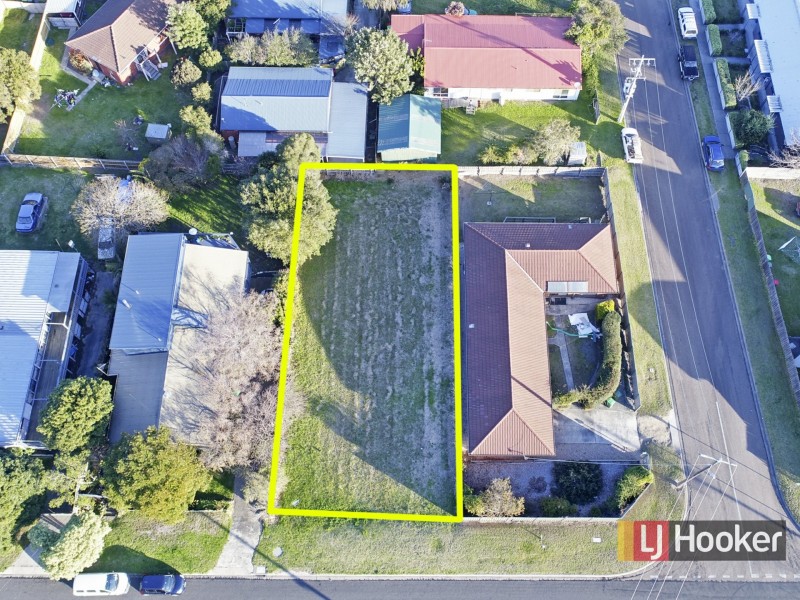 53 Capes Road, Lakes Entrance VIC 3909