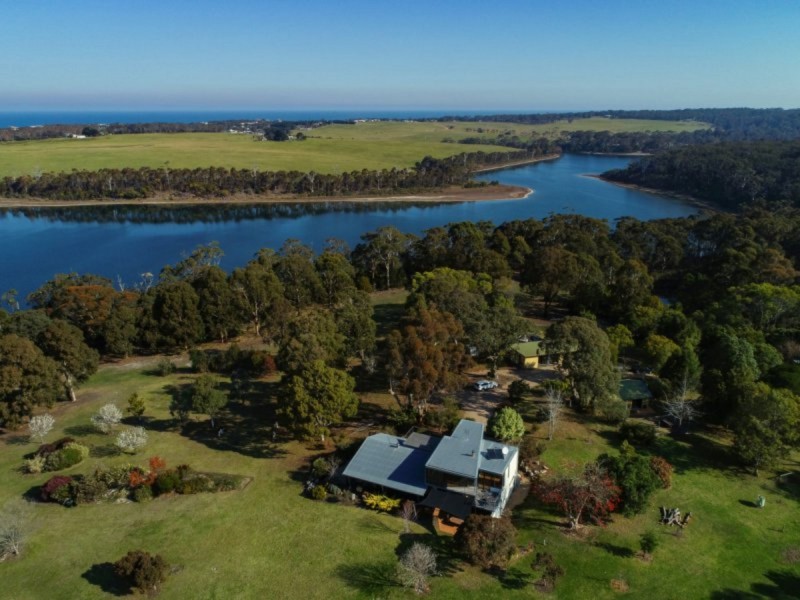 30 Hendries Lane, Lakes Entrance VIC 3909