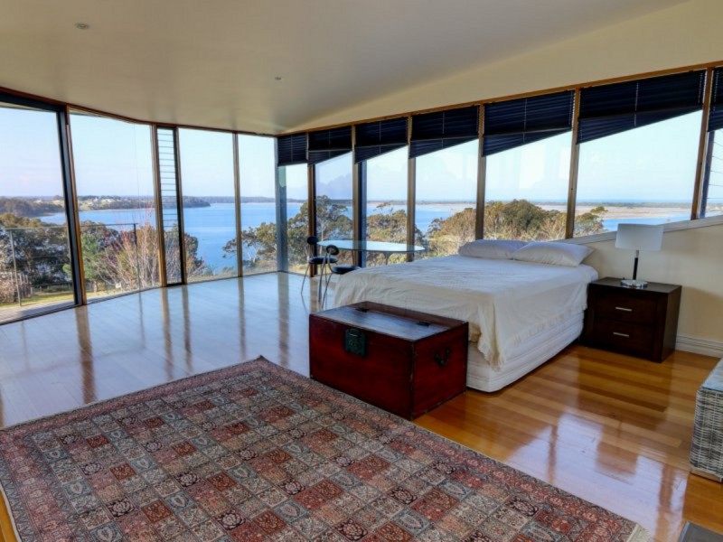 30 Hendries Lane, Lakes Entrance VIC 3909