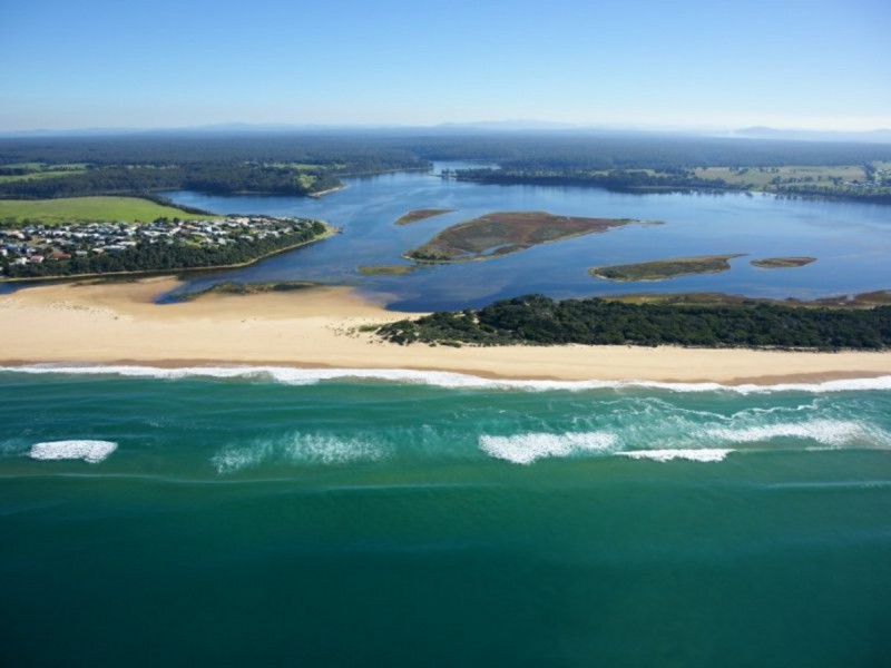 30 Hendries Lane, Lakes Entrance VIC 3909