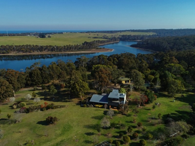 30 Hendries Lane, Lakes Entrance VIC 3909