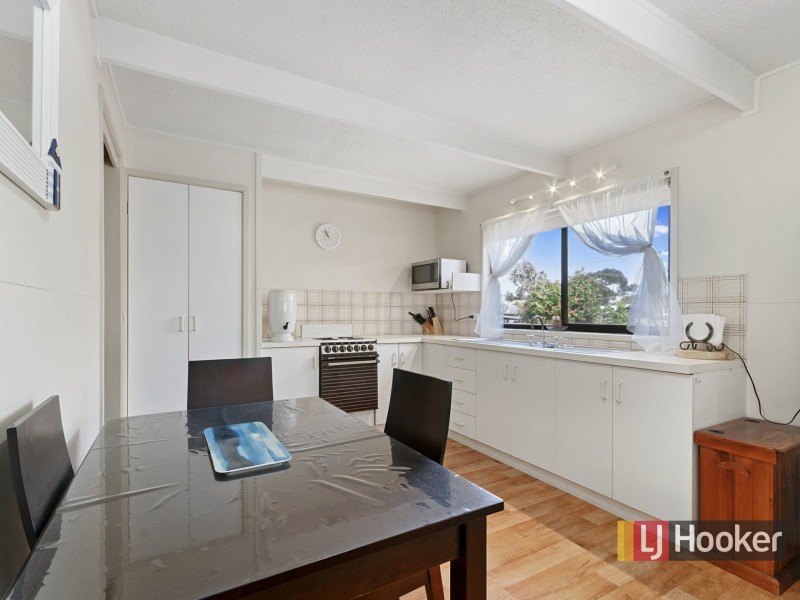 55 Robin Street, Lakes Entrance VIC 3909