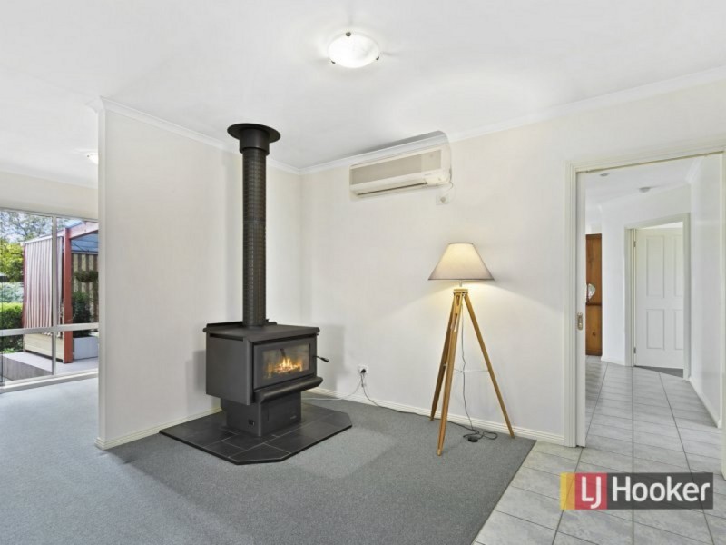 6 McMahons Road, Kalimna VIC 3909