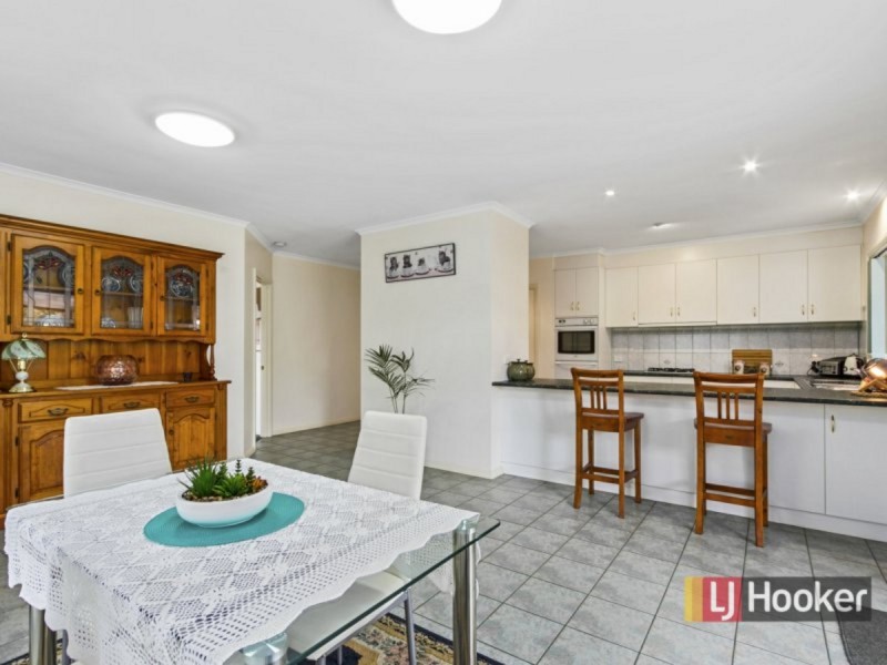 6 McMahons Road, Kalimna VIC 3909
