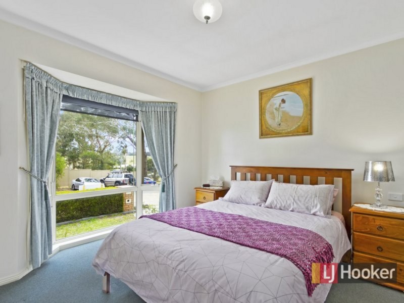6 McMahons Road, Kalimna VIC 3909