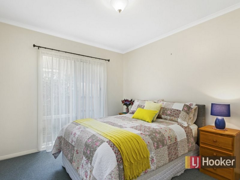 6 McMahons Road, Kalimna VIC 3909