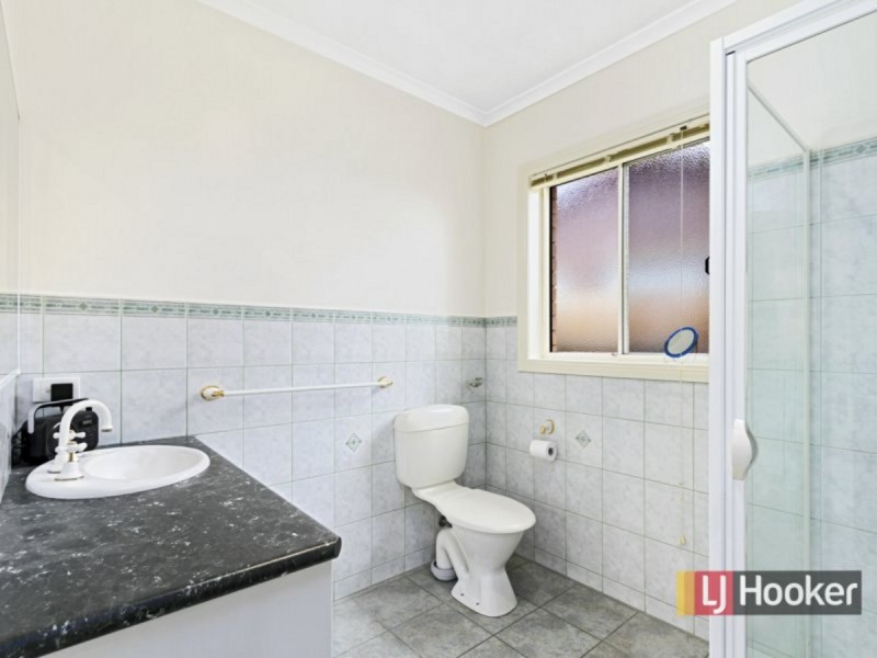 6 McMahons Road, Kalimna VIC 3909