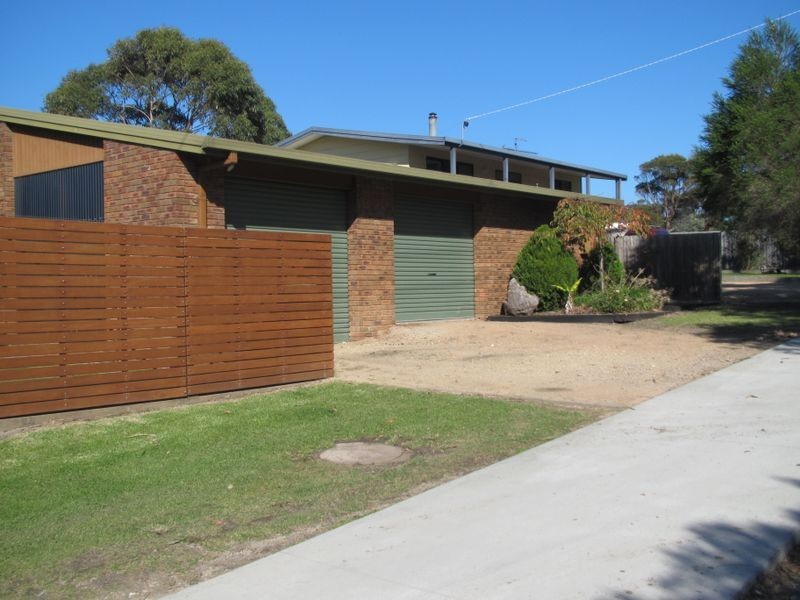546-548 Lake Tyers Beach Road, Lake Tyers Beach VIC 3909