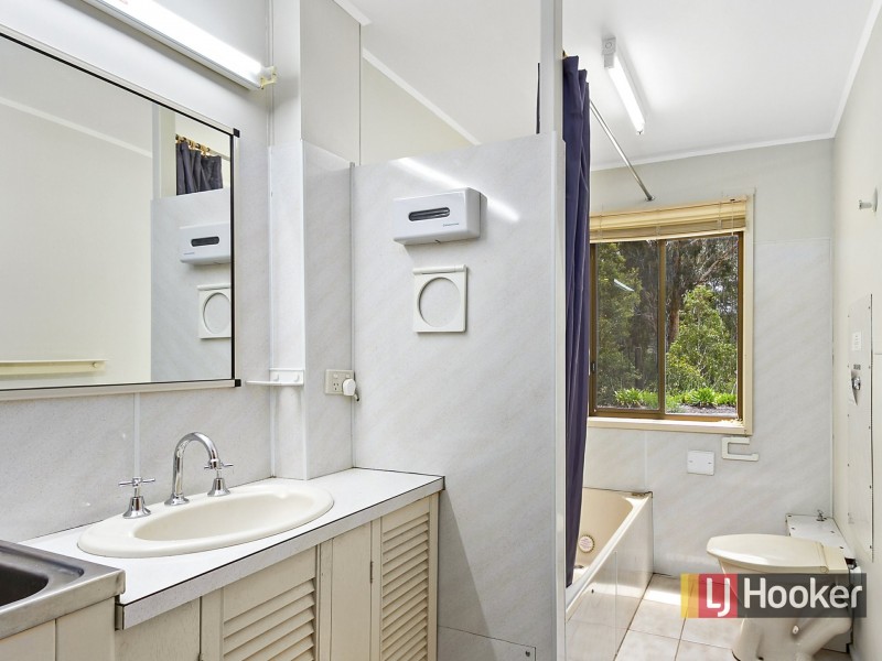 26 Secomb Close, Lakes Entrance VIC 3909