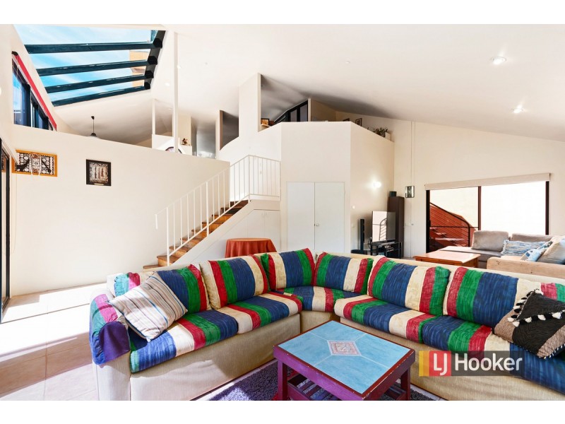 4A Wattlebird Close, Kalimna VIC 3909