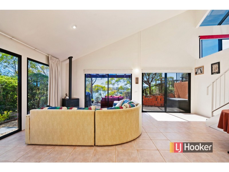 4A Wattlebird Close, Kalimna VIC 3909