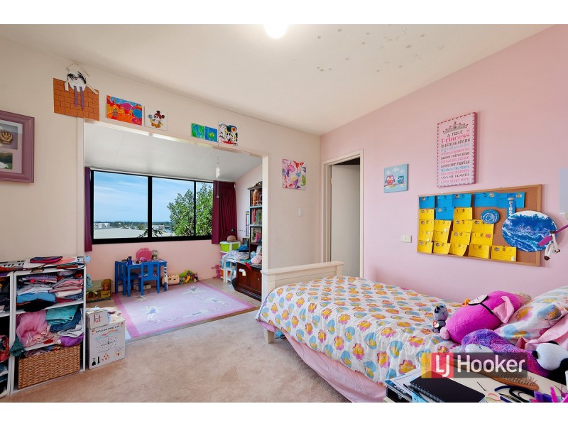 4A Wattlebird Close, Kalimna VIC 3909