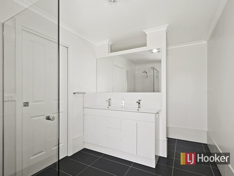 36 O’Donnell Drive, Lakes Entrance VIC 3909