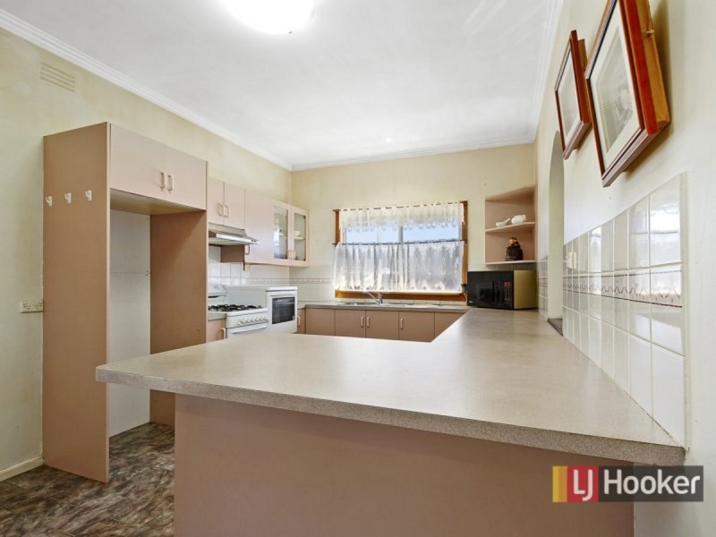 58 Roadknight Street, Lakes Entrance VIC 3909