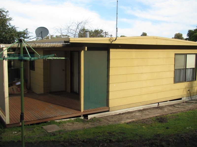 Lakes Entrance VIC 3909