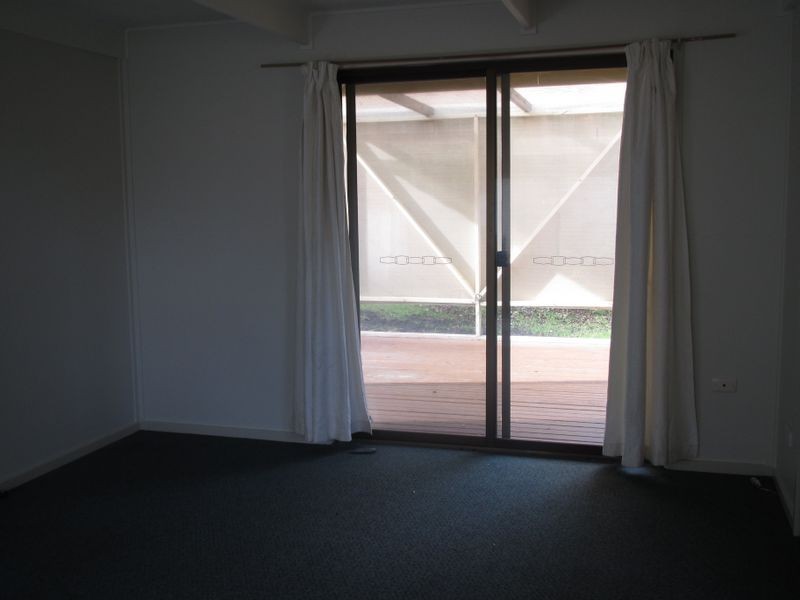 Lakes Entrance VIC 3909