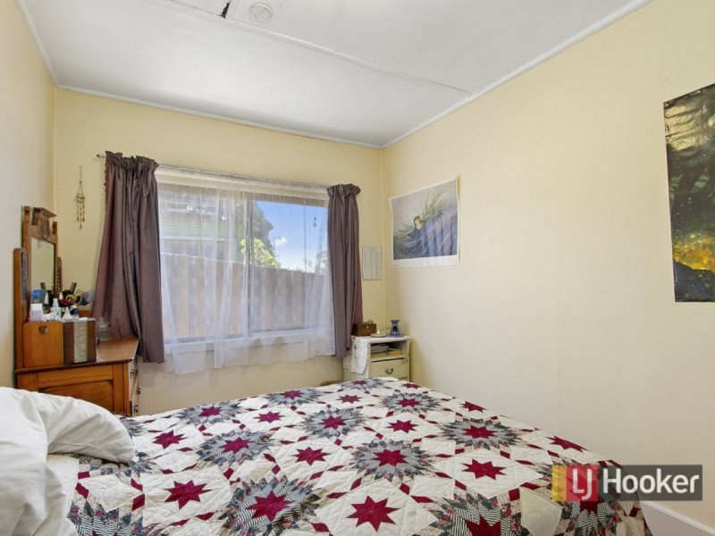15 Daniel Street, Lakes Entrance VIC 3909