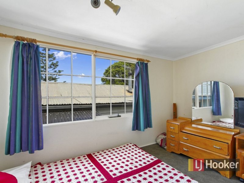15 Daniel Street, Lakes Entrance VIC 3909
