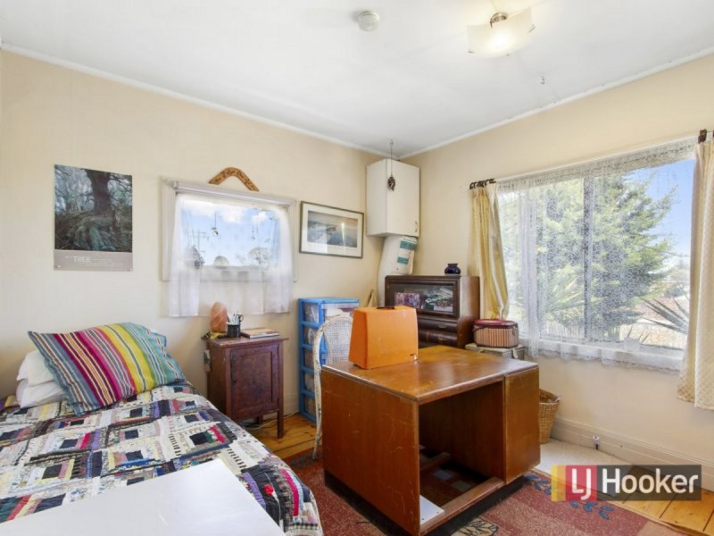 15 Daniel Street, Lakes Entrance VIC 3909