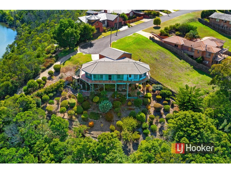 109 Capes Road, Lakes Entrance VIC 3909