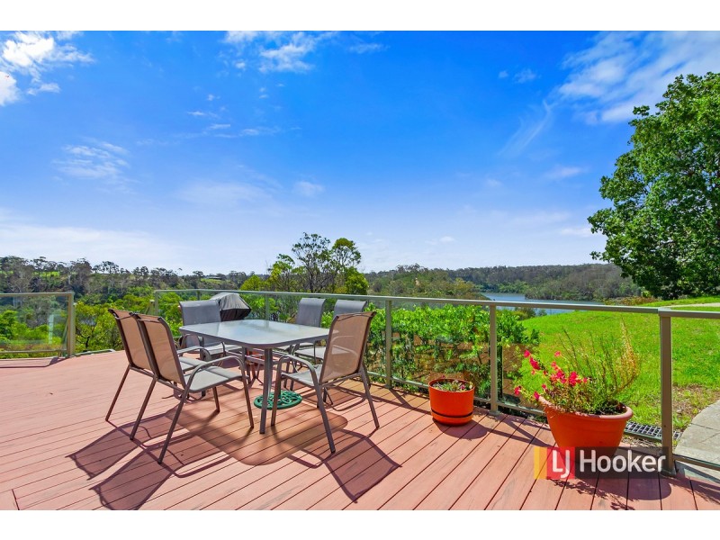 109 Capes Road, Lakes Entrance VIC 3909